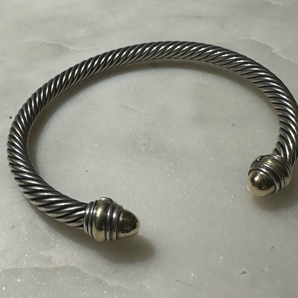 David Yurman classic cuff. Smaller diameter. *authentic*